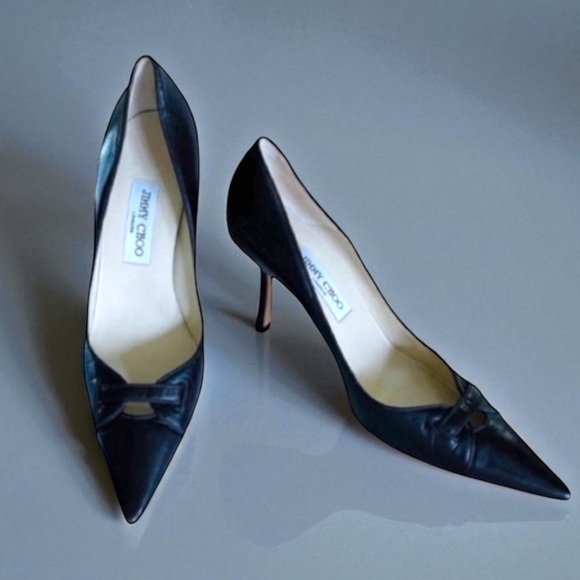 JIMMY CHOO LONDON Classic Brown Pointed Toe Pumps Size 39.5